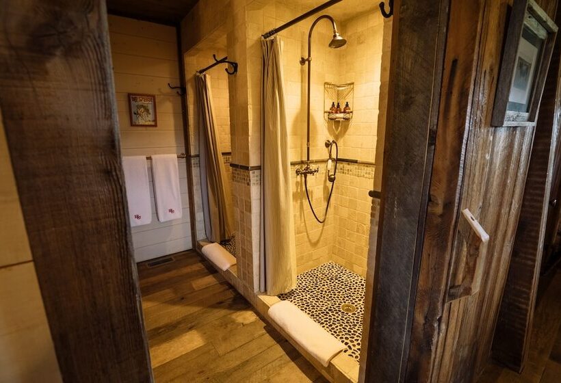 Сельский отель The Ranch At Rock Creek