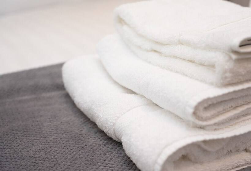 Luxurious Super King Lodge With Hot Tub