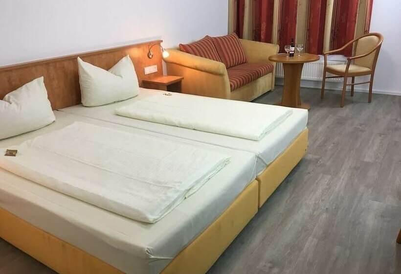 Main Kinzig Hotel Am Limes