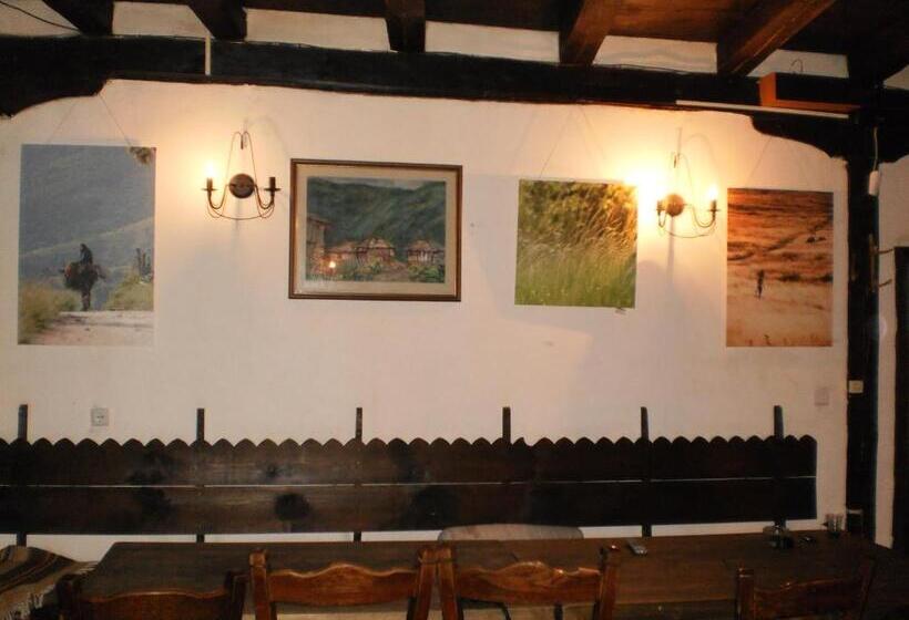 Пансион Bazoteva House