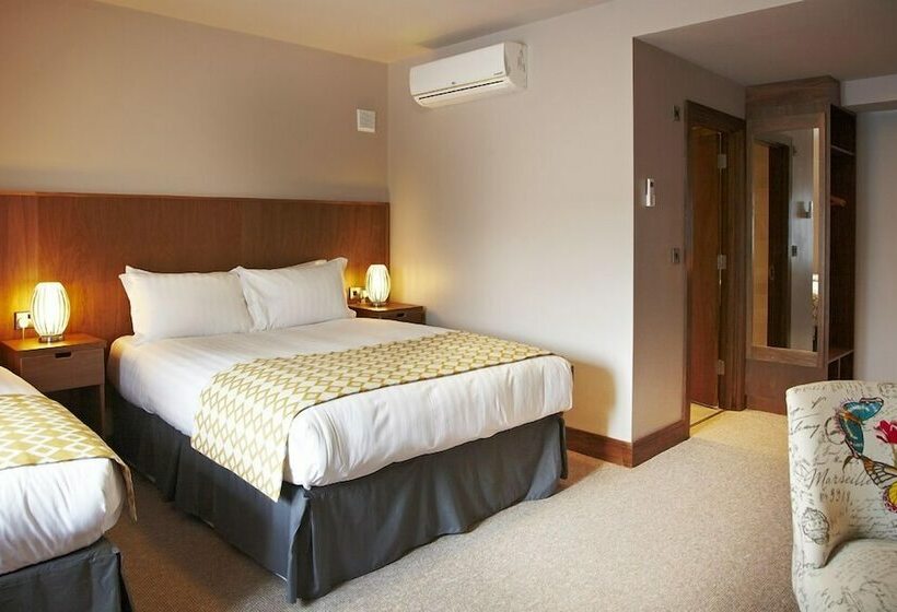 بنسيون Clody Lodge