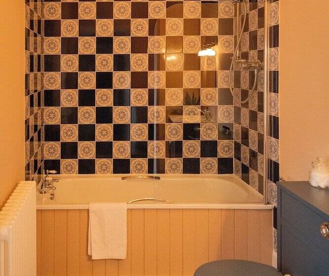 بنسيون Craigellachie Lodge