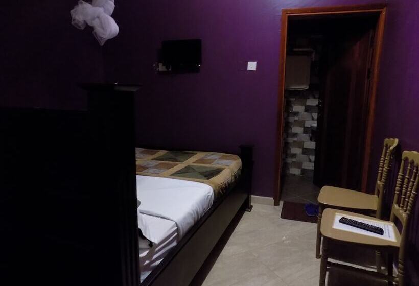 پانسیون Elegant Motel