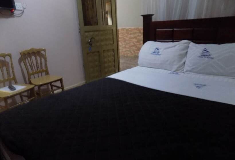 پانسیون Elegant Motel