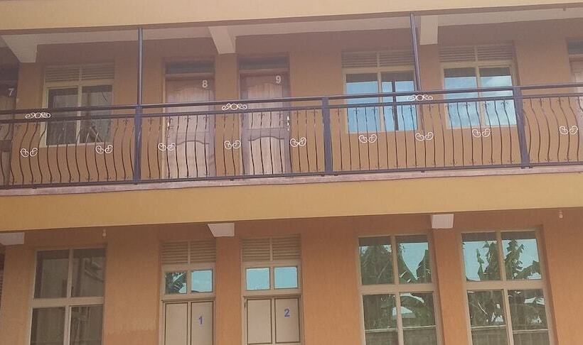 پانسیون Elite Lodge