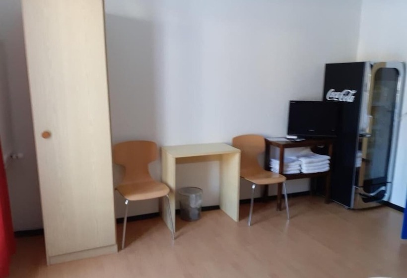 פנסיון Ferien Haus Heidi