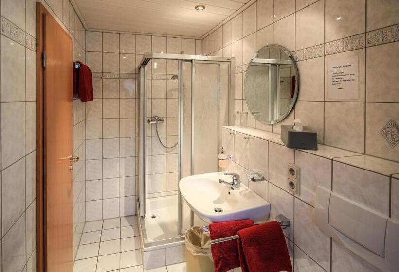 膳宿费 Gästehaus Kiebel