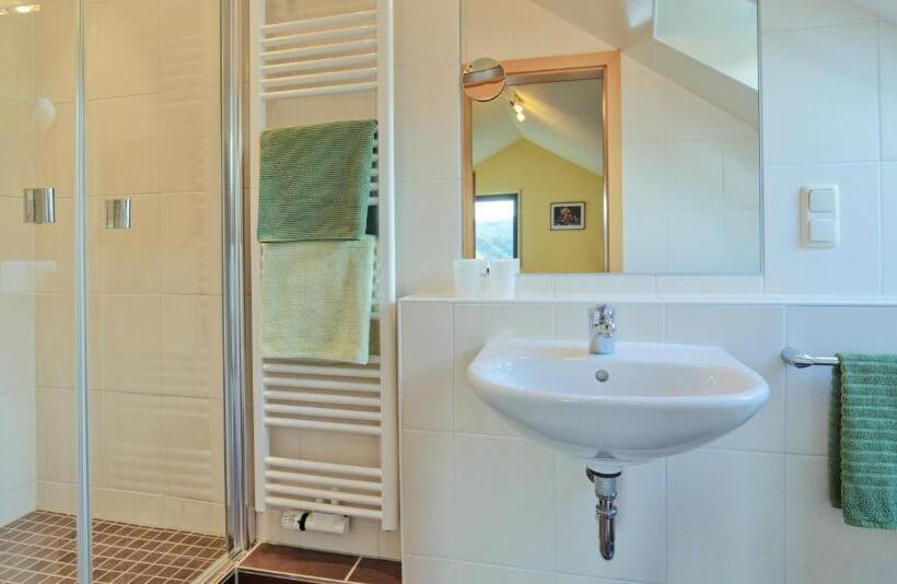 ペンション Gästehaus Lenartz Beth