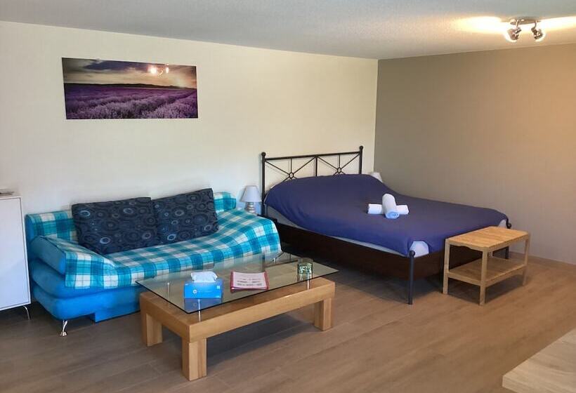 Pension Maison D Hôtes Bleu Cudrefin