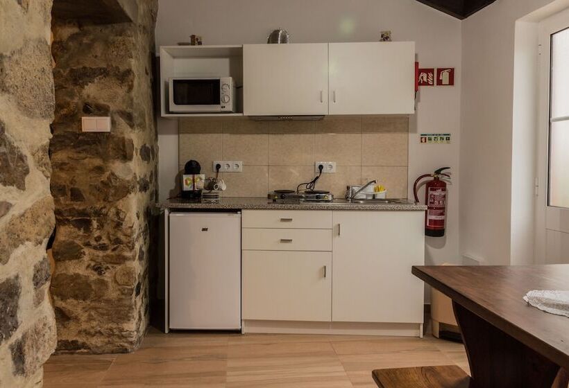 Portantiqua, Guest House