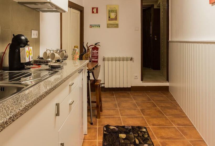 Portantiqua, Guest House