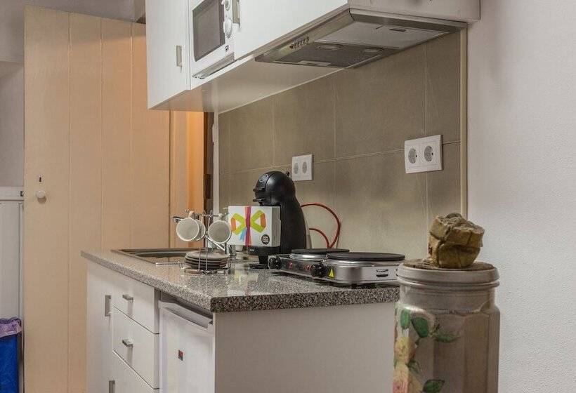 Portantiqua, Guest House