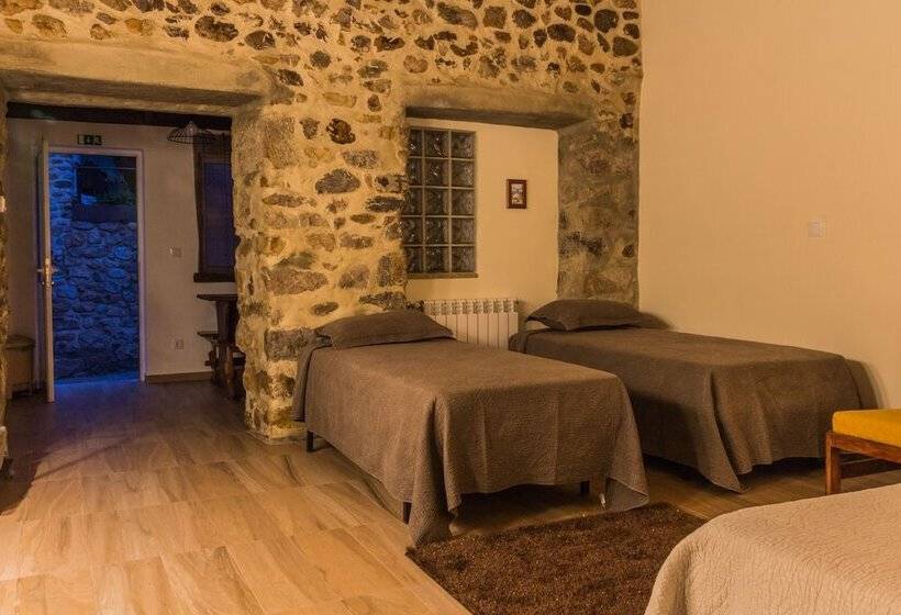 Portantiqua, Guest House