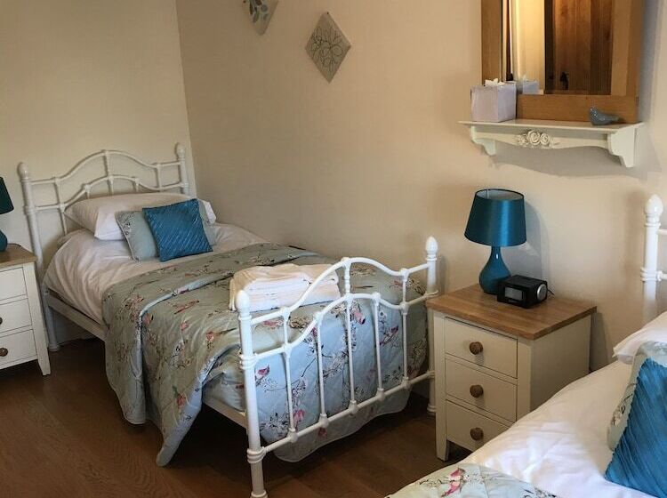 Webbington Farm Holiday Cottages