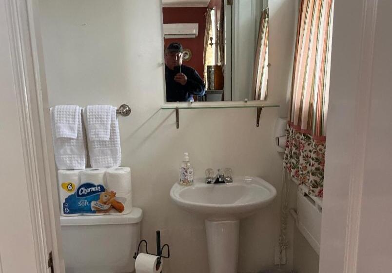 مبيت وإفطار The Mulburn Inn