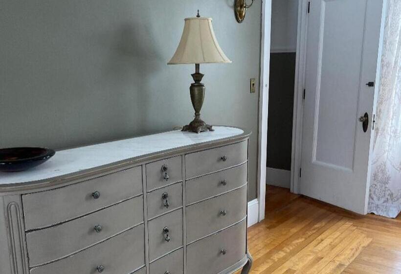 مبيت وإفطار The Mulburn Inn