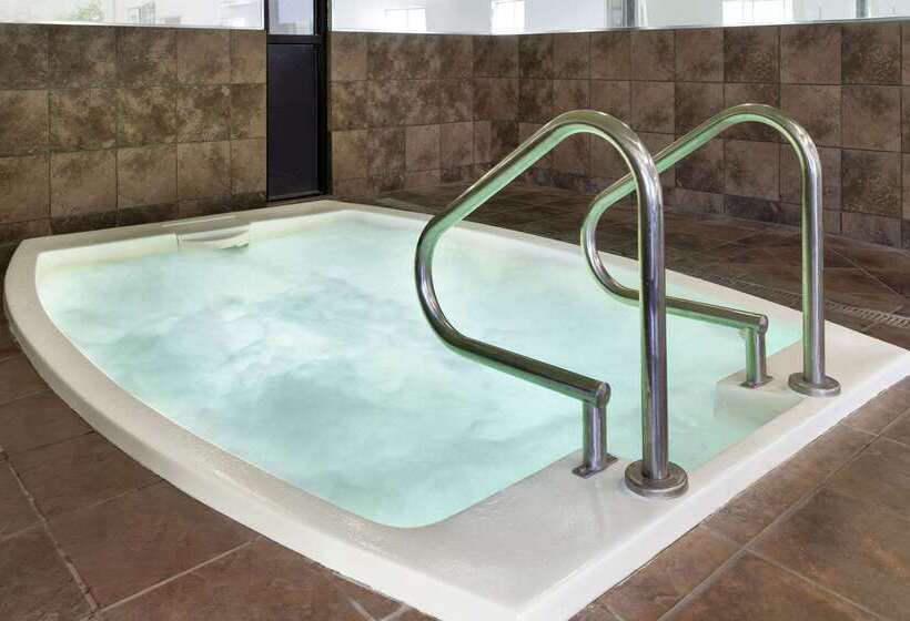 בית מלון כפרי Baymont By Wyndham Elko