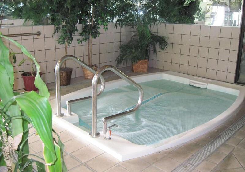 בית מלון כפרי Baymont By Wyndham Elko