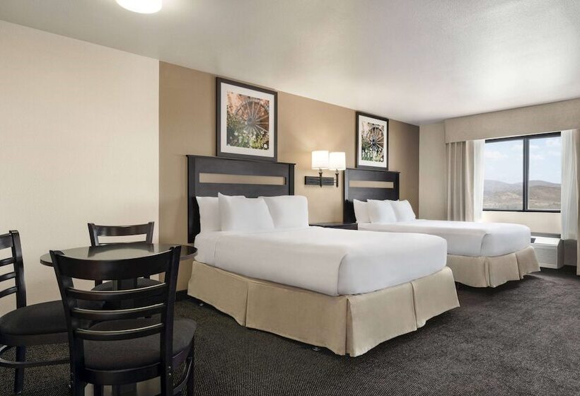 בית מלון כפרי Baymont By Wyndham Elko