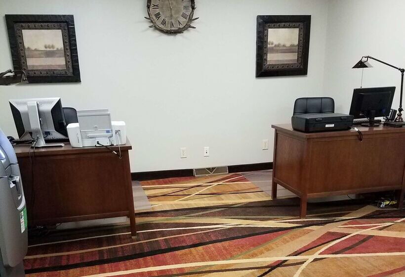 هتل Best Western Plus Concord Inn