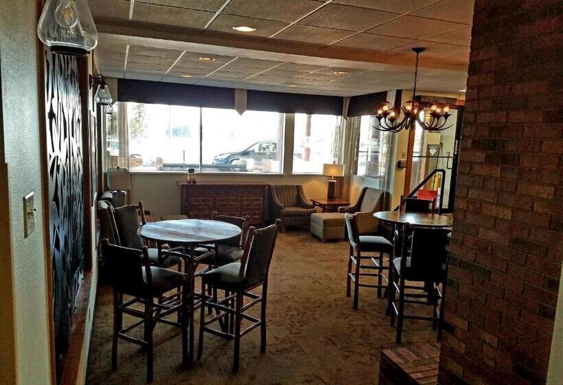 فندق Best Western Plus Concord Inn