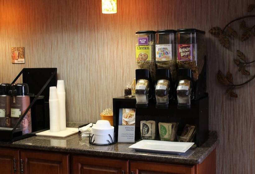 فندق Best Western Plus Concord Inn