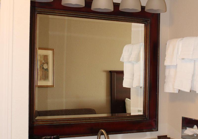 فندق Best Western Plus Concord Inn