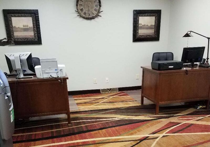 فندق Best Western Plus Concord Inn