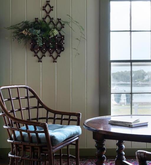 ホテル Bluebird Ocean Point Inn