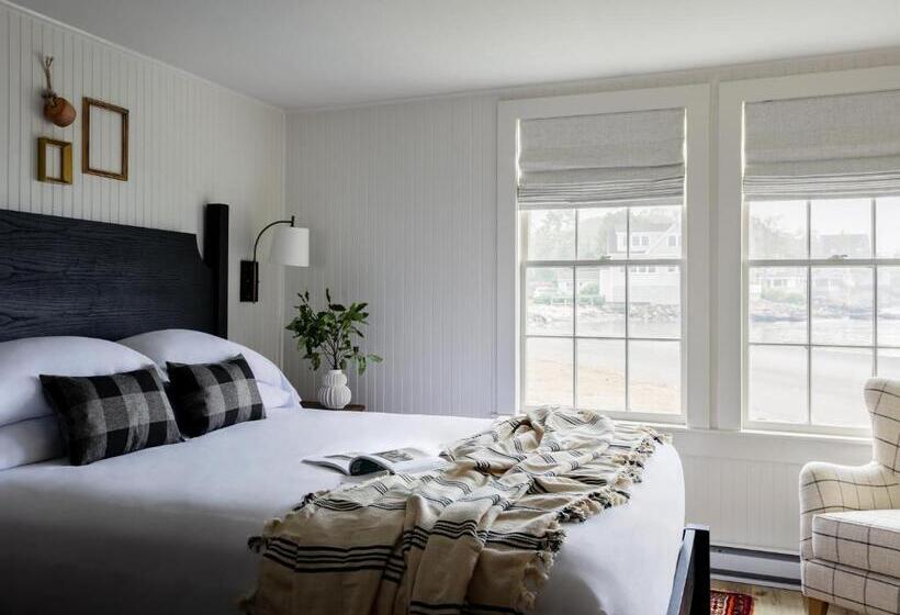 ホテル Bluebird Ocean Point Inn