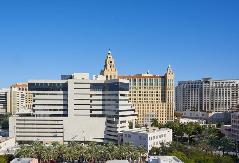 בית מלון כפרי Colonnade Coral Gables, Autograph Collection