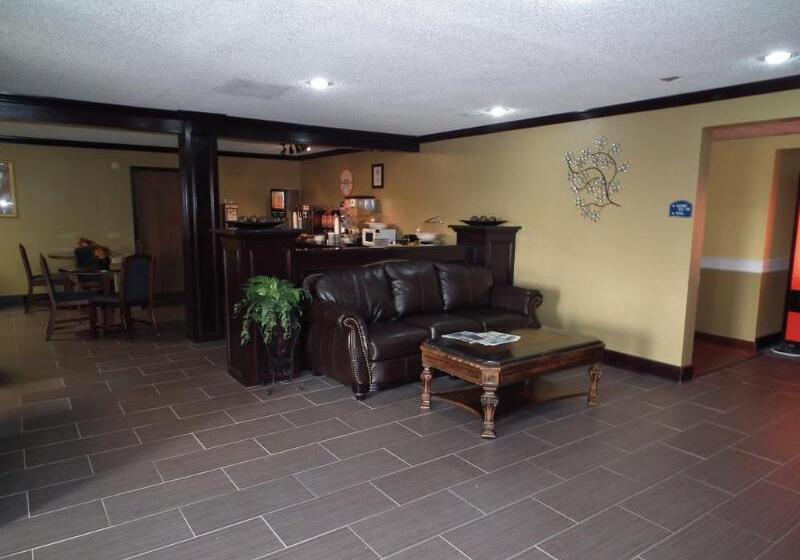 فندق Howard Johnson By Wyndham Near Schlitterbahn