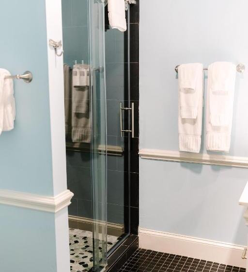 酒店 The Morehead Inn