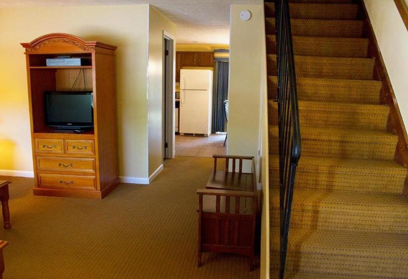 هتل Mountain Meadows By Exploria Resorts