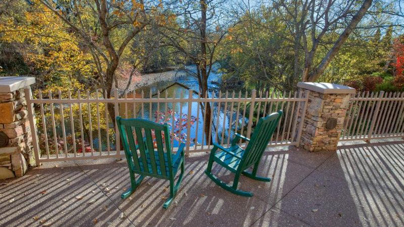 Music Road Resort Hotel And Inn