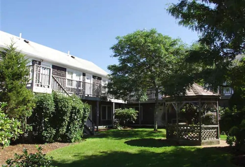 ホテル Nantucket Inn