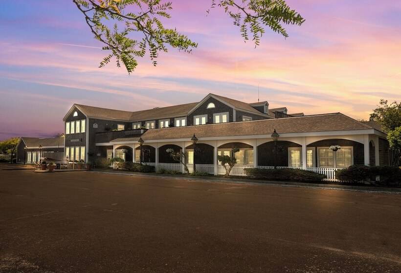 ホテル Nantucket Inn