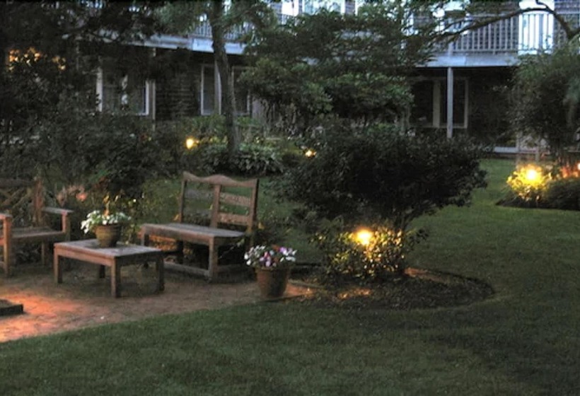 ホテル Nantucket Inn