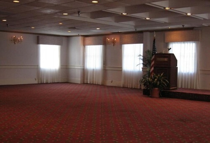 ホテル Nantucket Inn