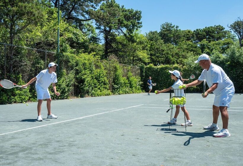 ホテル Nantucket Inn