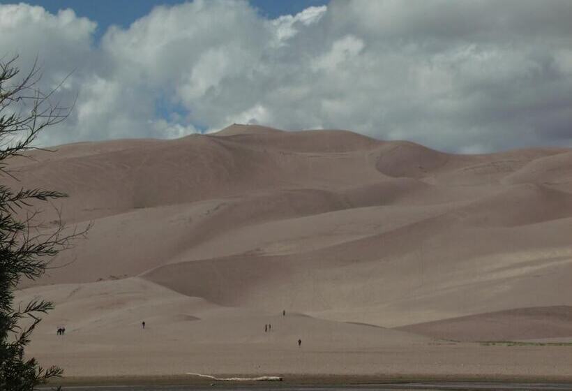 فندق Narrow Gauge Railroad Inn