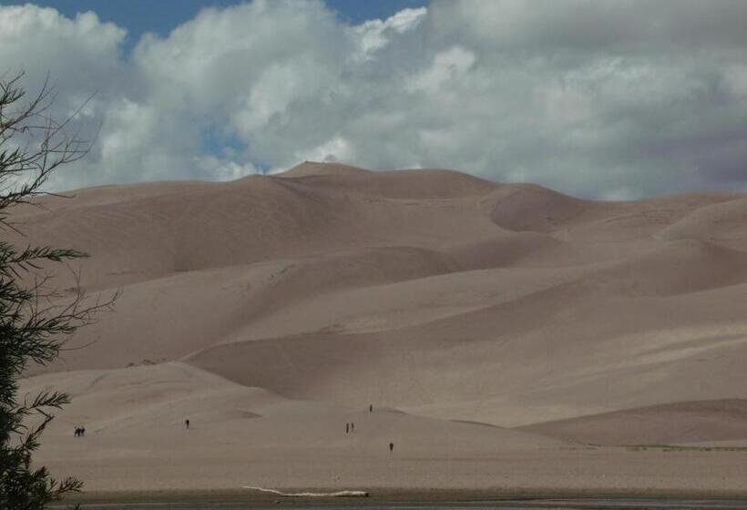 فندق Narrow Gauge Railroad Inn