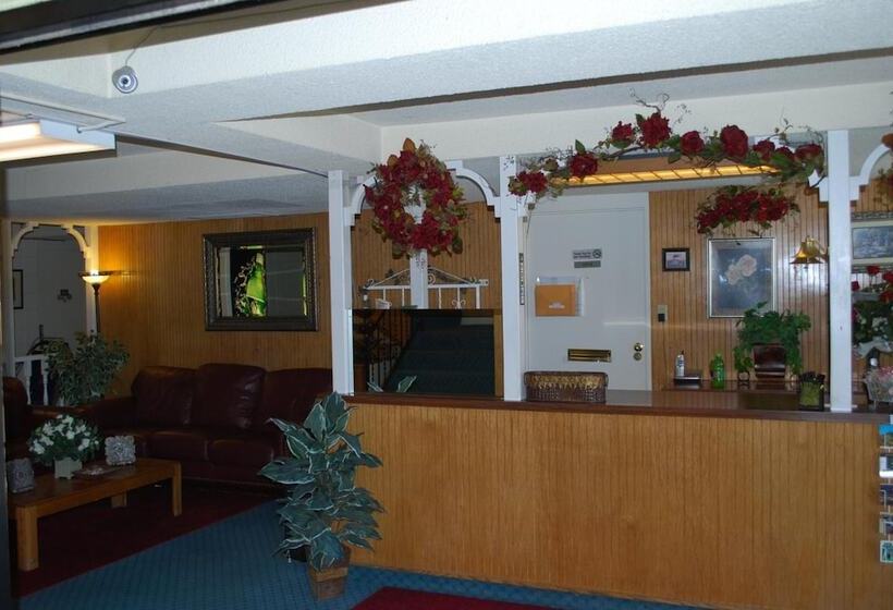 فندق National 9 Inn Showboat