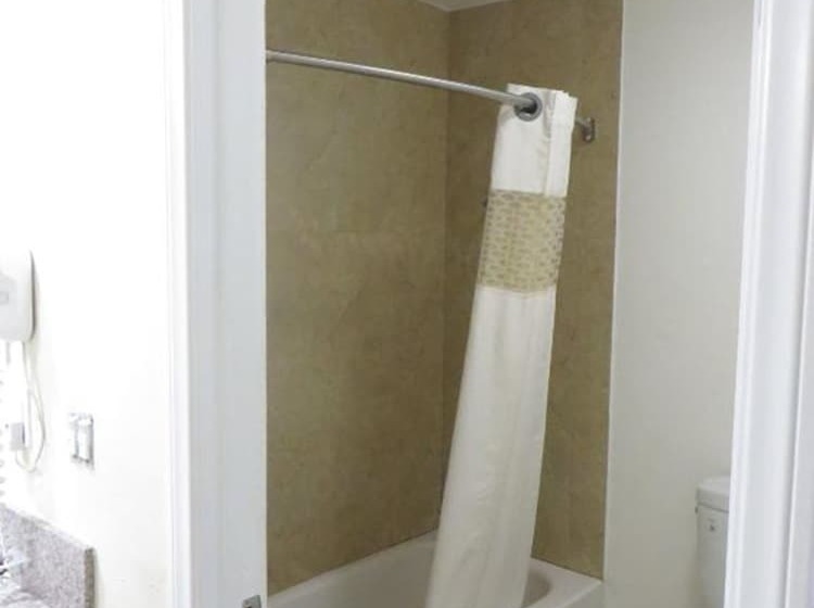 בית מלון כפרי National Inn Garden Grove