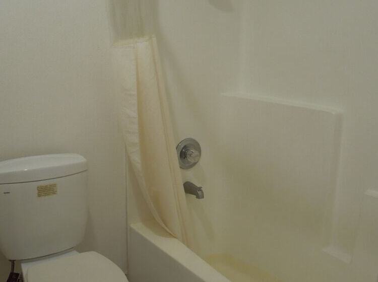 בית מלון כפרי National Inn Garden Grove