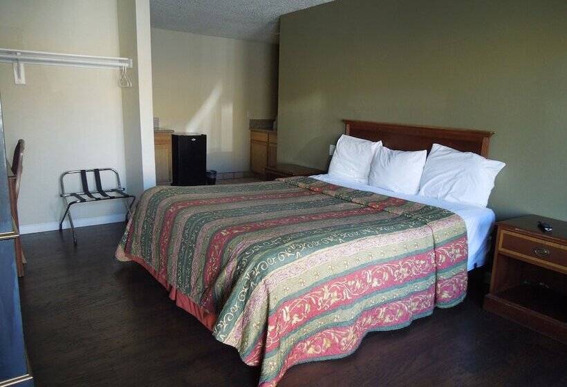 בית מלון כפרי National Inn Garden Grove