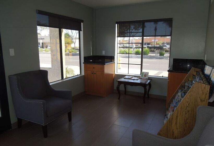 בית מלון כפרי National Inn Garden Grove