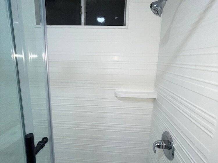 בית מלון כפרי New Star Inn El Monte, Ca   Los Angeles