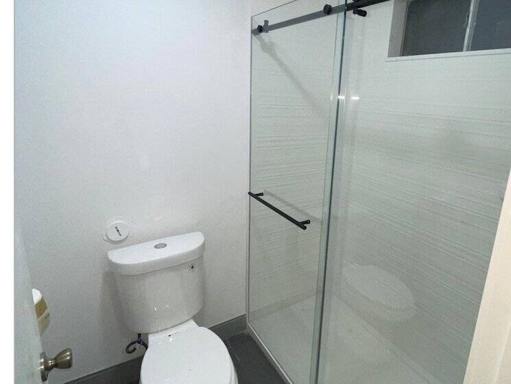 בית מלון כפרי New Star Inn El Monte, Ca   Los Angeles