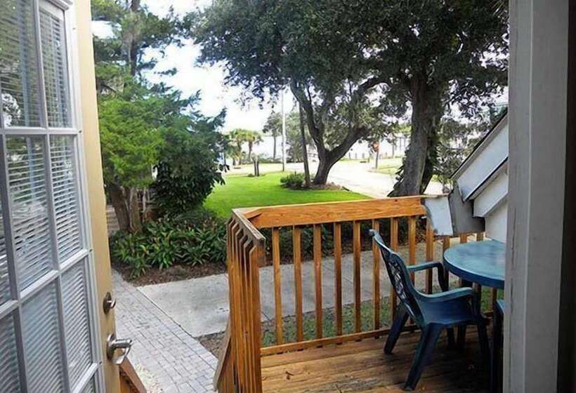 فندق Night Swan Intracoastal B&b